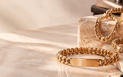 Pulseras y esclavas de oro para hombre: la joya perfecta para el Día del Padre