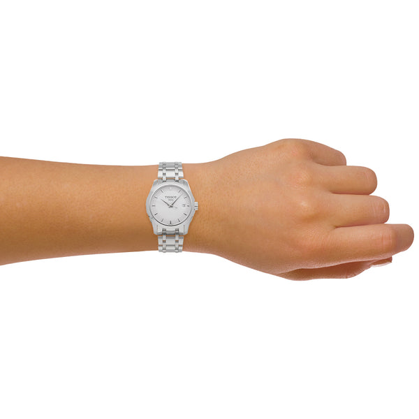 Reloj Tissot para dama en acero inoxidable.