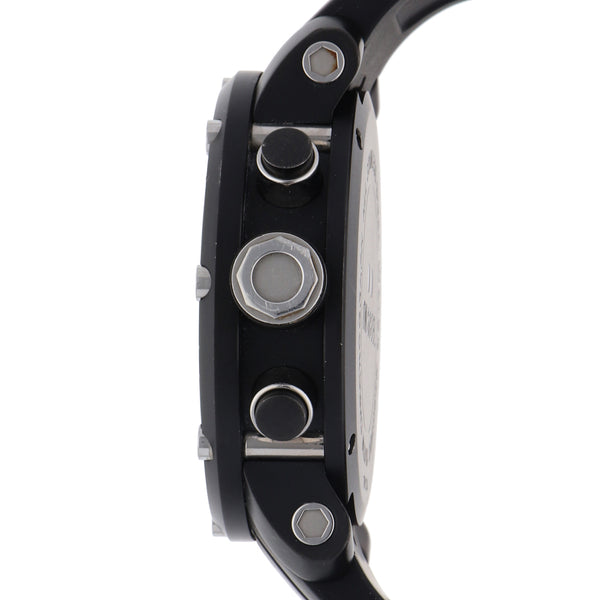 Reloj TW Steel para caballero en acero esmalte correa silicona.