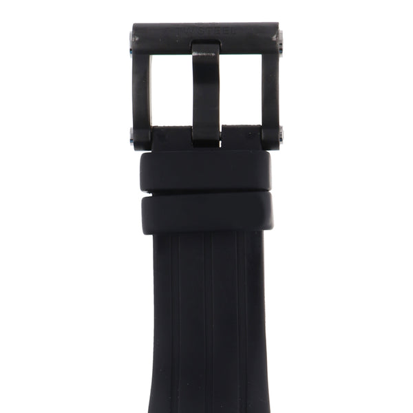 Reloj TW Steel para caballero en acero esmalte correa silicona.