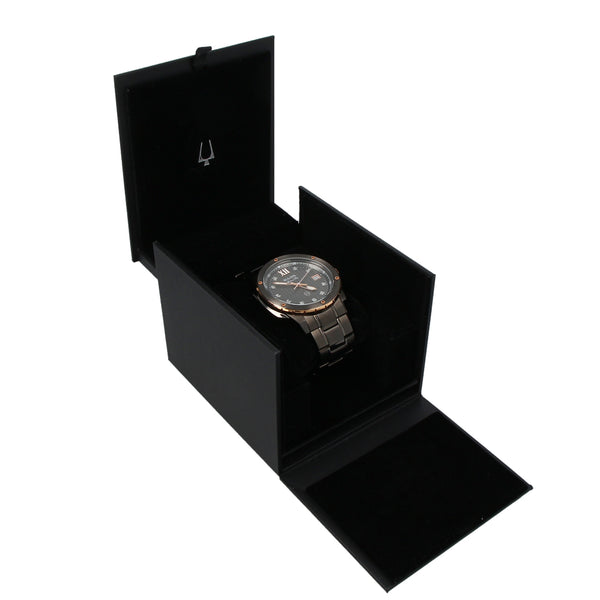 Reloj Bulova para caballero modelo Marine Star.