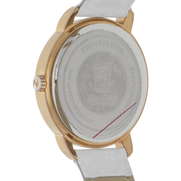 Reloj Nivada para dama en acero chapa correa piel.