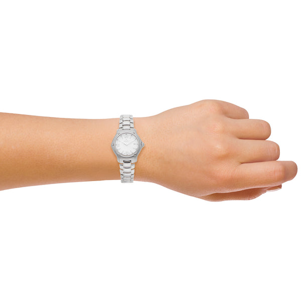 Reloj Ebel para dama en acero inoxidable.