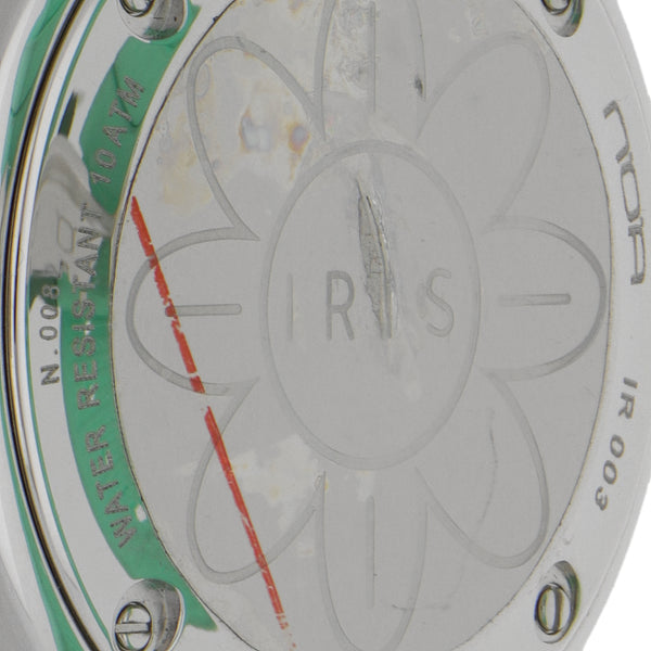 Reloj NOA para dama en acero inoxidable correa caucho.