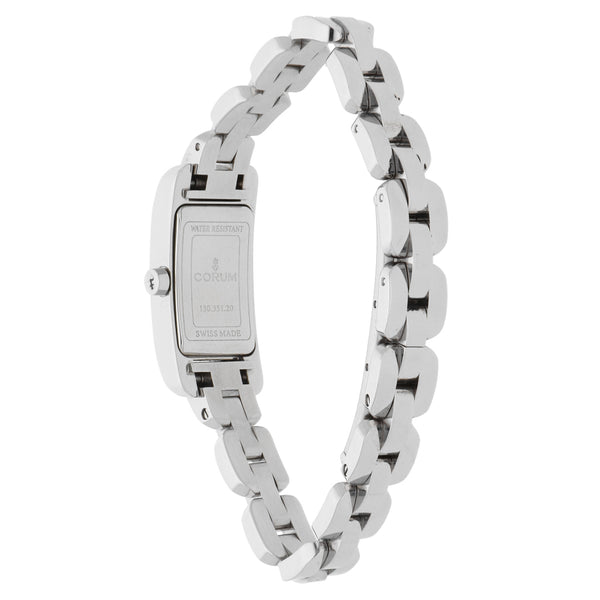 Reloj Corum para dama en acero inoxidable.