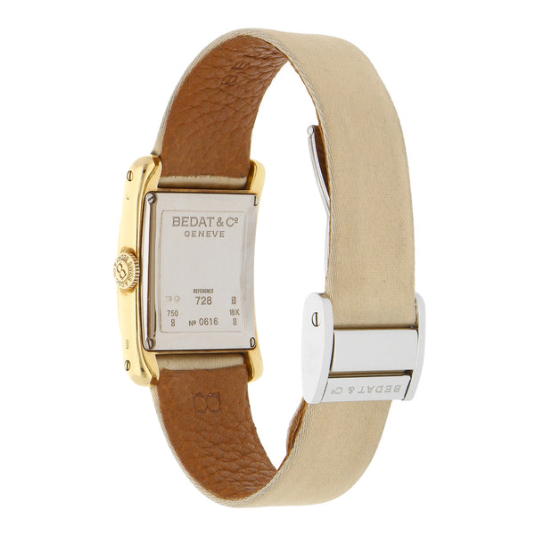 Reloj Bedat & Co.para dama en oro correa piel.