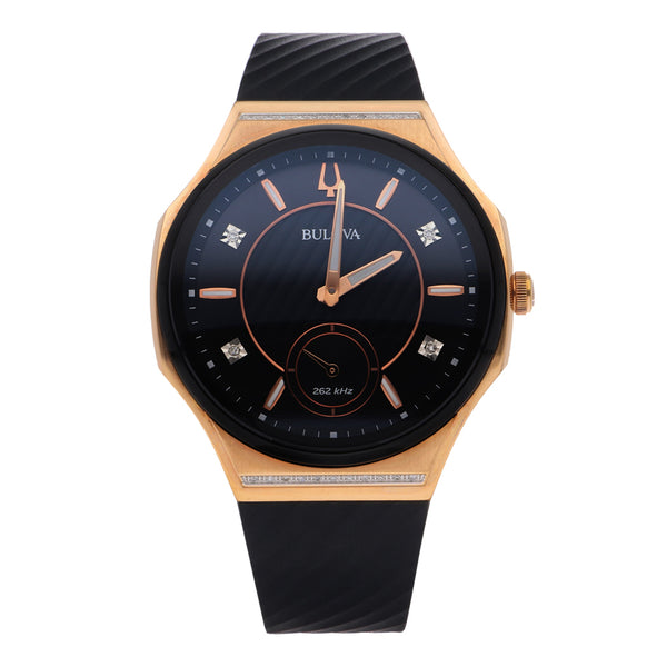 Reloj Bulova para dama modelo Curv.