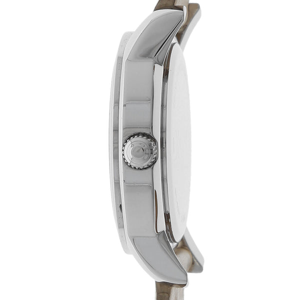 Reloj DKNY para dama en acero inoxidable correa piel.