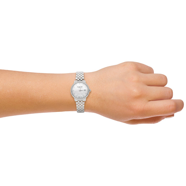 Reloj Raymond Weil para dama en acero inoxidable.