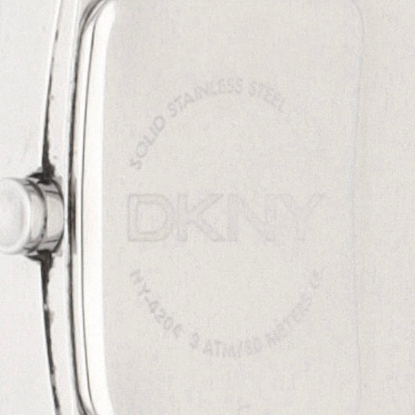 Reloj DKNY para dama en acero inoxidable.