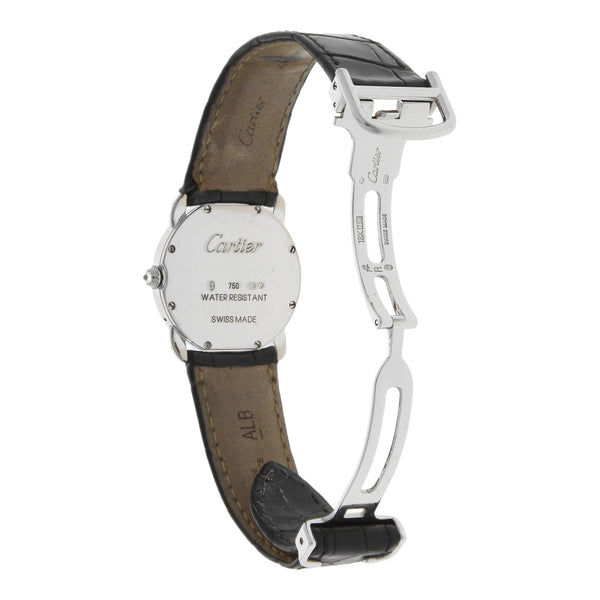 Reloj Cartier para dama modelo Ronde Louis caja en oro blanco 18 kilates.