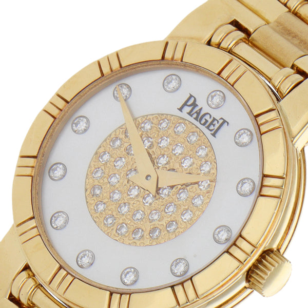 Reloj Piaget para dama modelo Dancer en oro amarillo 18 kilates.