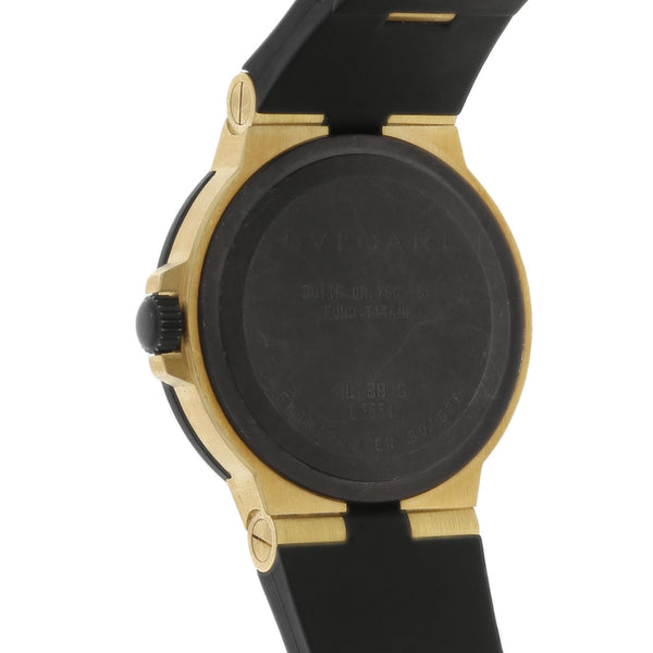 Reloj Bulgari para caballero modelo Diagono caja en oro amarillo 18 kilates.