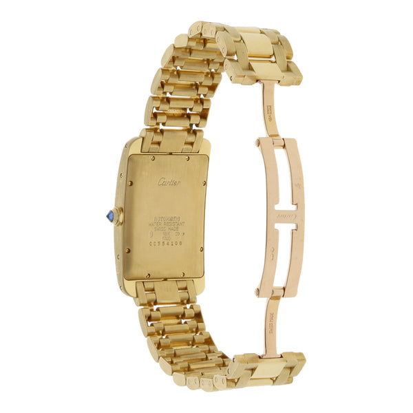 Reloj Cartier para caballero modelo Tank Americano en oro amarillo 18 kilates.