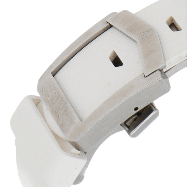 Reloj Corum para caballero modelo Admiral´s Cup.