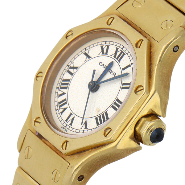 Reloj Cartier para dama modelo Santos en oro amarillo 18 kilates.