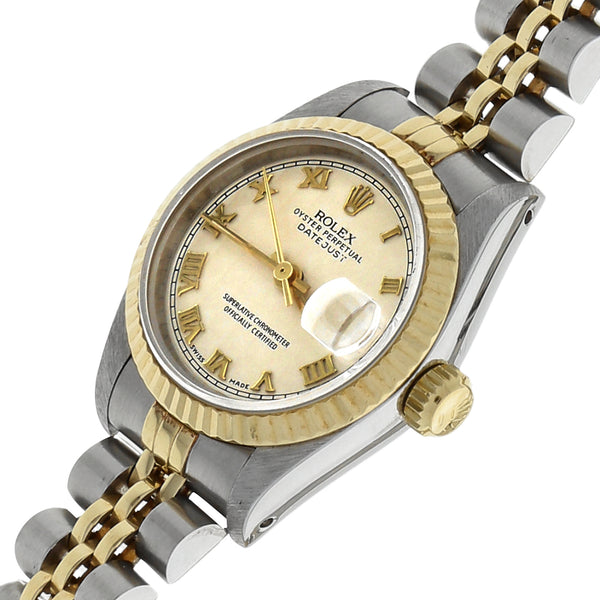 Reloj Rolex para dama modelo Oyster Perpetual DateJust vistas en oro amarillo 18 kilates.