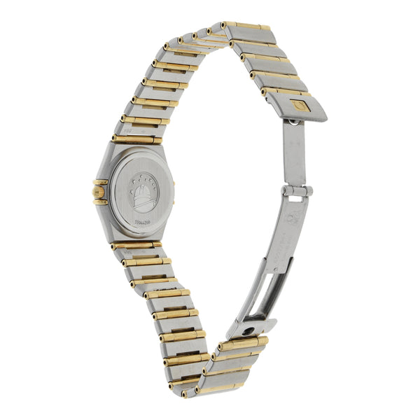 Reloj Omega para dama modelo Constellation vistas en oro amarillo 18 kilates.