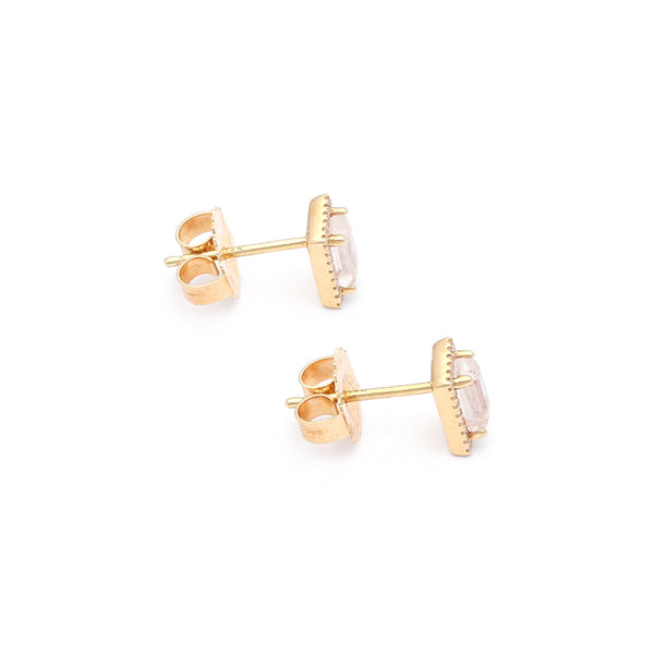 Aretes diseño especial con diamantes y piedra de luna en oro amarillo 14 kilates.