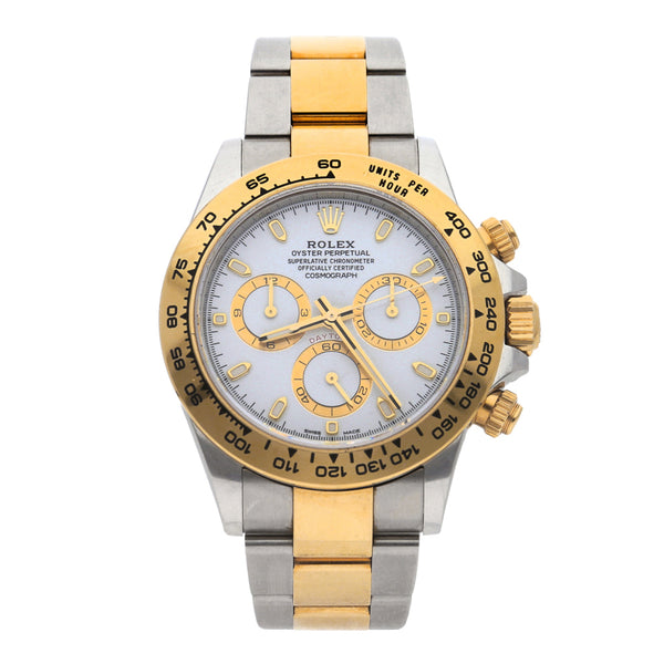 Reloj Rolex para caballero modelo Oyster Perpetual Cosmograph Daytona vistas en oro amarillo 18 kilates.