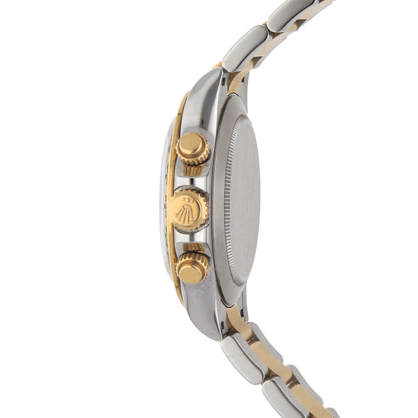 Reloj Rolex para caballero modelo Oyster Perpetual Cosmograph Daytona vistas en oro amarillo 18 kilates.
