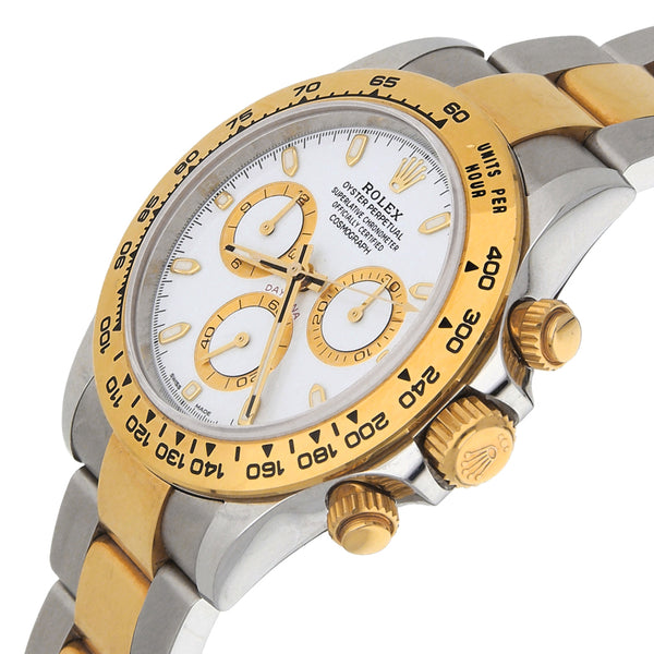 Reloj Rolex para caballero modelo Oyster Perpetual Cosmograph Daytona vistas en oro amarillo 18 kilates.