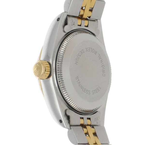 Reloj Rolex para dama modelo Oyster Perpetual Date vistas en oro amarillo 18 kilates.