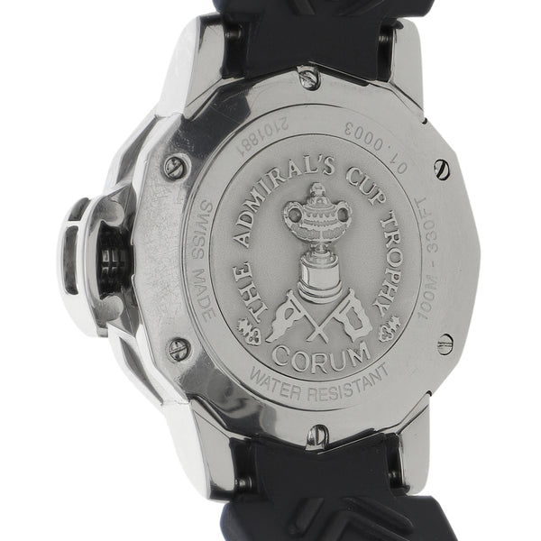 Reloj Corum para caballero modelo Admiral´s Cup.