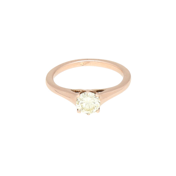 Anillo solitario con diamante en oro rosa 14 kilates.