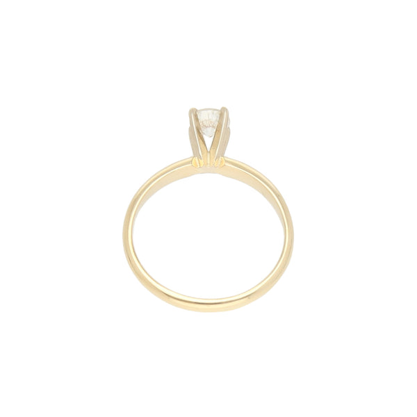 Anillo solitario con diamante en oro amarillo 14 kilates.