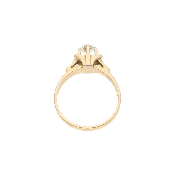 Anillo solitario con diamante en oro amarillo 14 kilates.