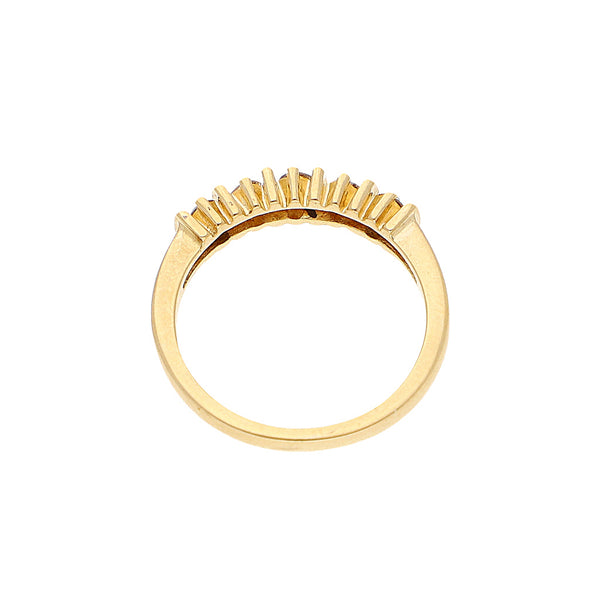 Anillo diseño especial con diamantes en oro amarillo 14 kilates.