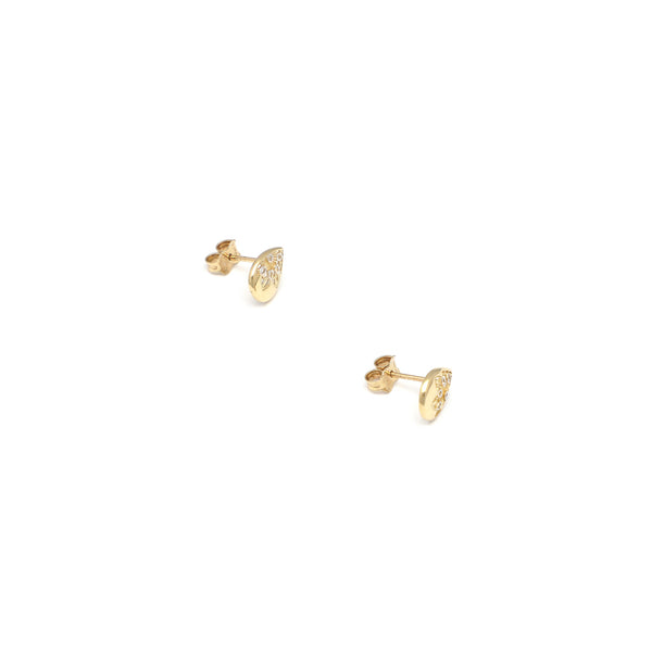 Aretes calados en oro amarillo 14 kilates.