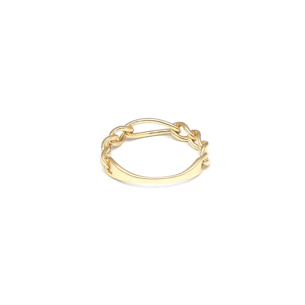 Anillo calado en oro amarillo 14 kilates.