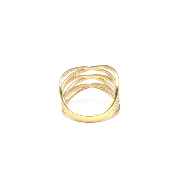 Anillo calado en oro amarillo 14 kilates.