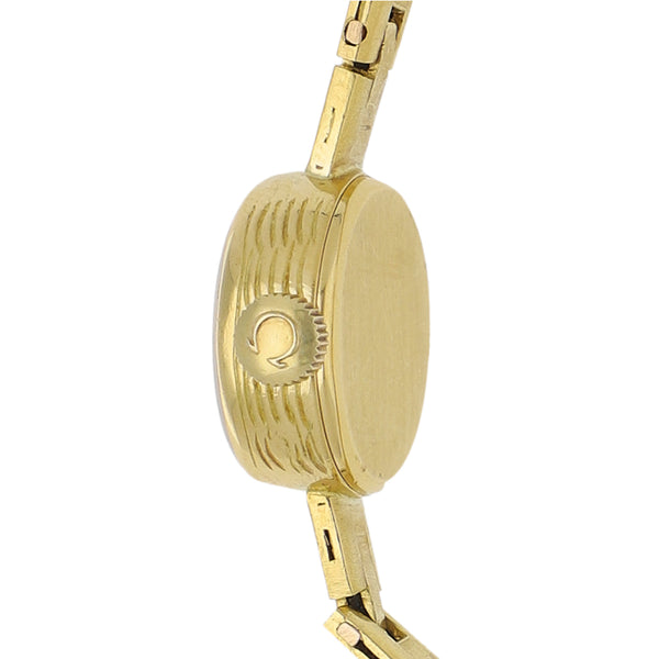 Reloj Omega para dama en oro amarillo 18 kilates.