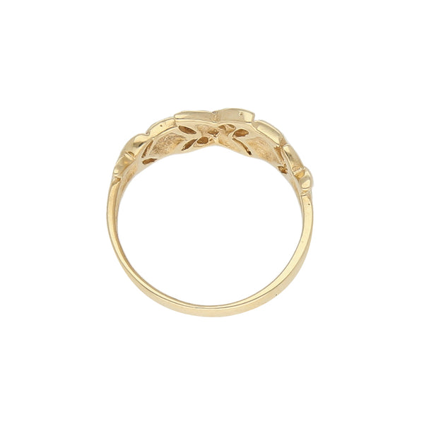 Anillo diseño especial motivo XOXO con circonias en oro amarillo 14 kilates.