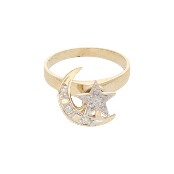 Anillo diseño especial motivo luna y estrella con diamantes en oro amarillo 14 kilates.