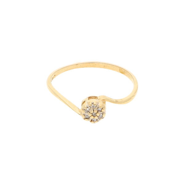 Anillo estilizado con diamantes en oro amarillo 14 kilates