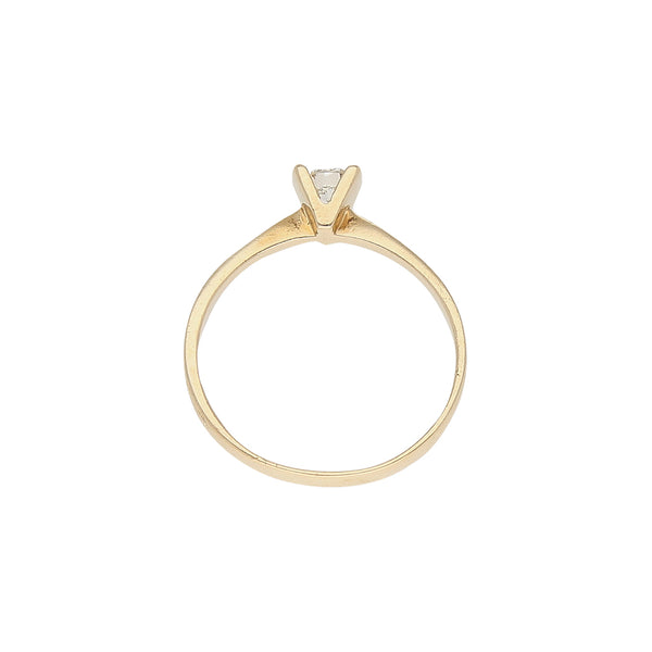 Anillo solitario con diamante en oro amarillo 14 kilates.