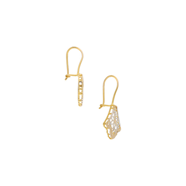 Aretes calados en oro amarillo 18 kilates.