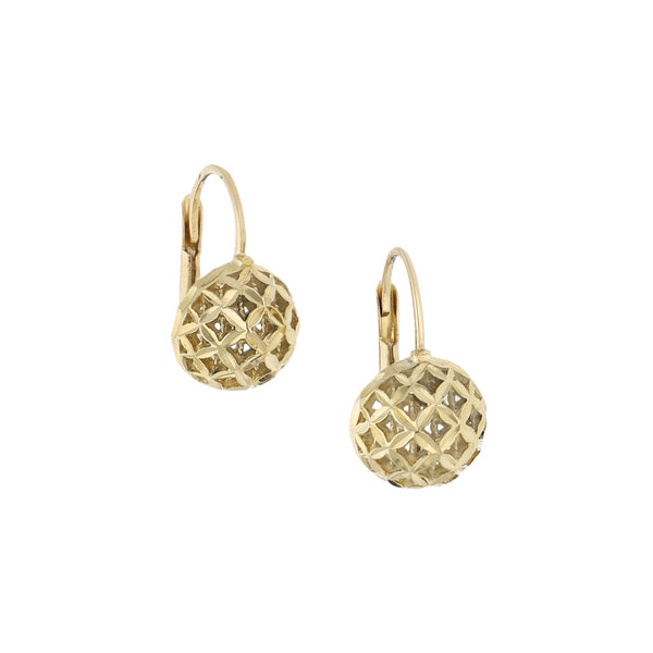 Aretes calados en oro amarillo 14 kilates.