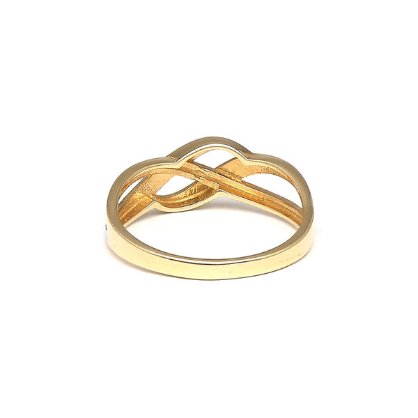 Anillo diseño especial en oro amarillo 14 kilates.