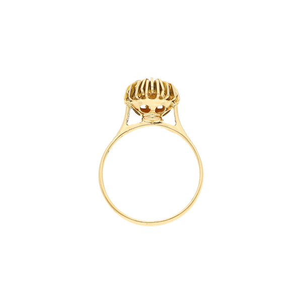 Anillo diseño especial en oro amarillo 18 kilates.