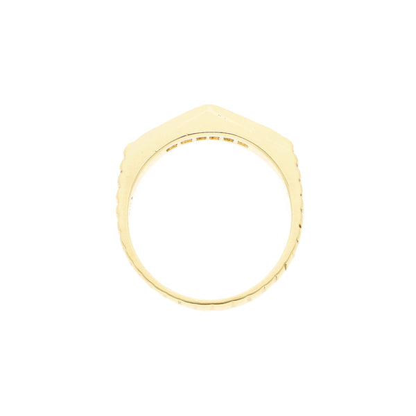 Anillo acanalado con diamantes en oro amarillo 14 kilates.