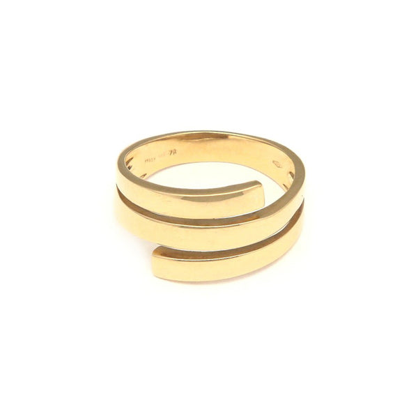 Anillo ondulado en oro amarillo 14 kilates.