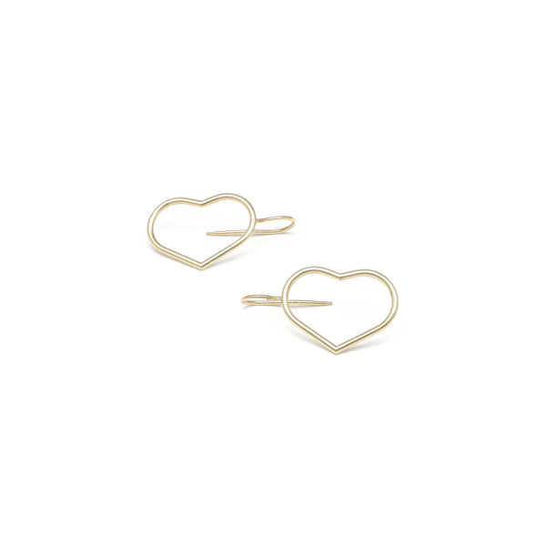 Aretes diseño especial motivo corazón en oro amarillo 14 kilates.