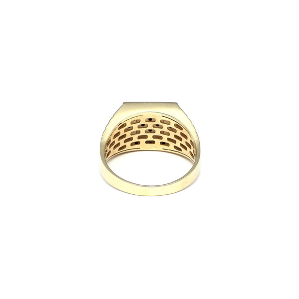 Anillo tipo sello con sintéticos en oro amarillo 14 kilates.