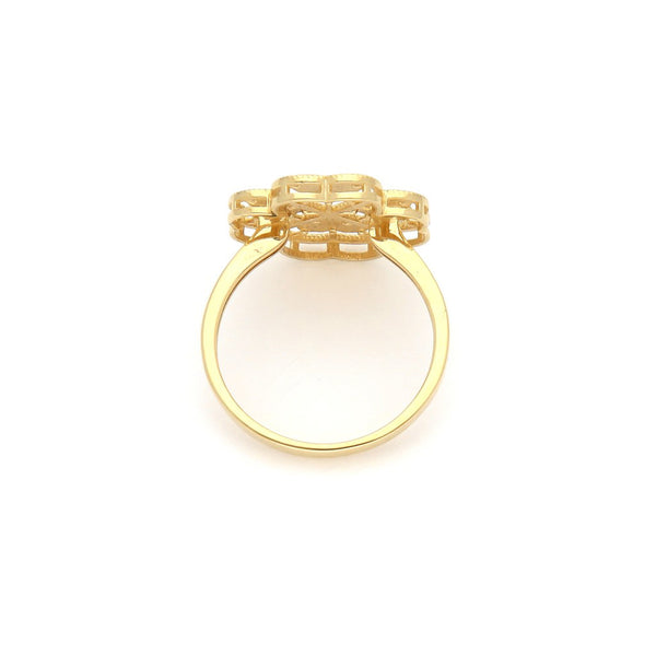 Anillo calado motivo trébol en oro amarillo 14 kilates.