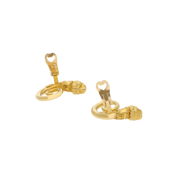 Juego de anillo y aretes diseño especial motivo felinos con diamantes y sinteticos en oro amarillo 18 kilates.